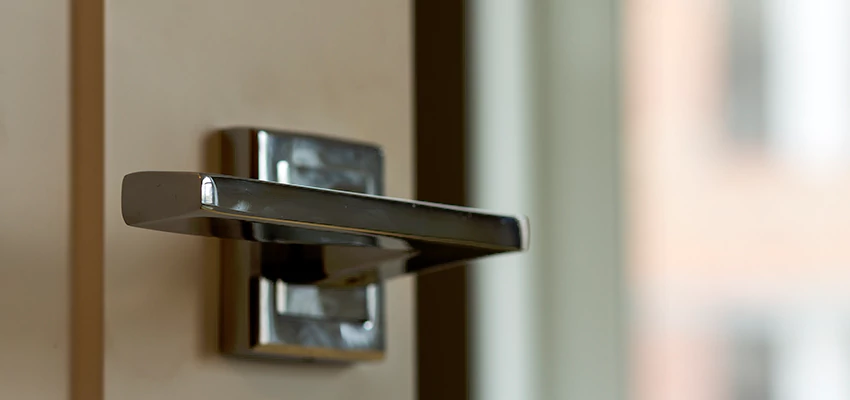 Door Lever Knob Repair in Ventura, California